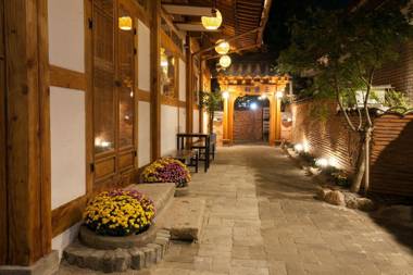 Samlockhon Hanok Guesthouse
