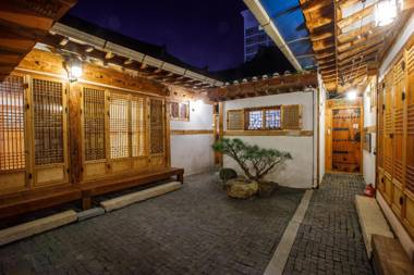 Gaeunchae Hanok Guesthouse Jeonju