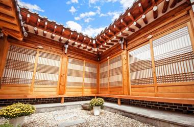 -Jeongga Hanok -thejeongga