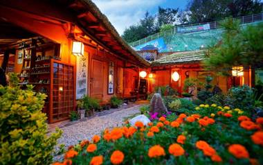 Jeonju Geunsunae Chogajip Pension