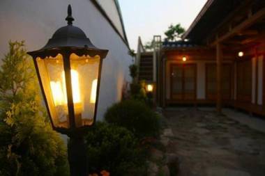 Jeonju Cheongnaru Pension