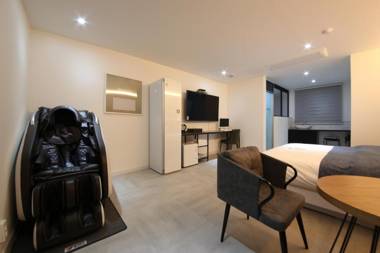 2Night Business Hotel