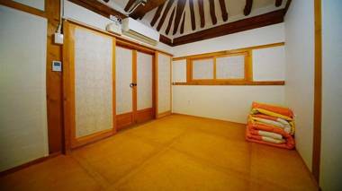 Hanok Midam Guesthouse