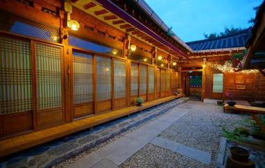 jeonju jeongdam jeontonghanogpensyeon