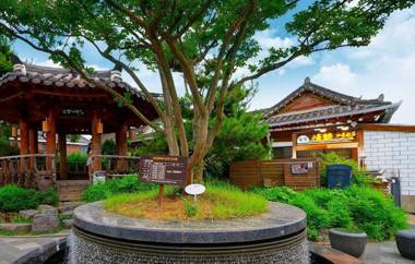 jeonju jeongdam jeontonghanogpensyeon