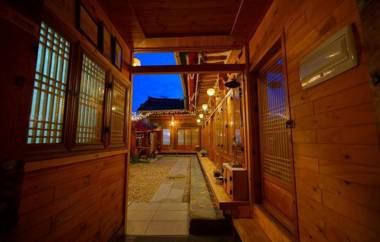 jeonju jeongdam jeontonghanogpensyeon