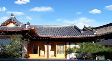 Jeonju Blue Cradle Hanok Pension