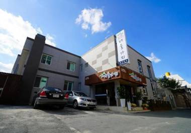 Jeonju hanokmaeul neoulgaji