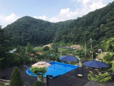 Alps Camping Pension