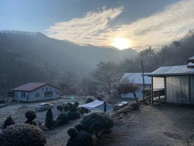 Alps Camping Pension