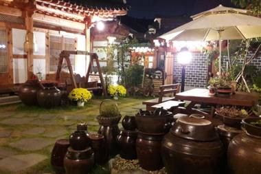 Jeonju The Meomum Hanok Stay