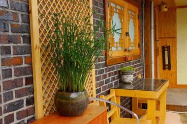 Jeonju Hanok Tobagi Pension