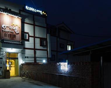 Jeonju Hanok Maeul Yeobyeol Guesthouse