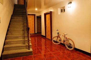 Jeonju Hanok Maeul Yeobyeol Guesthouse