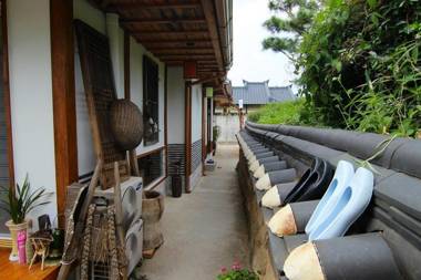 Jeonju Seongsim Hanok Stay Pension