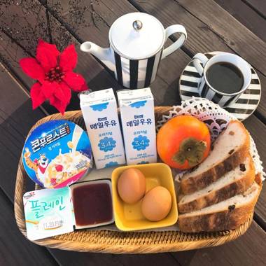 Terrace on the Cloud