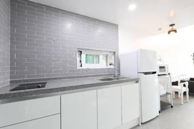 Gangneung Lantruhe Pension