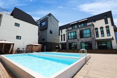 Gangneung Ruhepool Villa