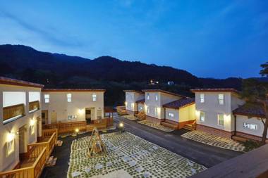 Gangneung Refreshing Pension Odaesan