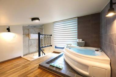 Gangneung 128 Spa Pension