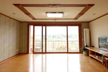 Gangneung Ung House Pension