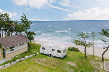 Gangneung Guytack Pension