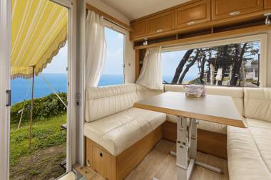 Gangneung Guytack Pension