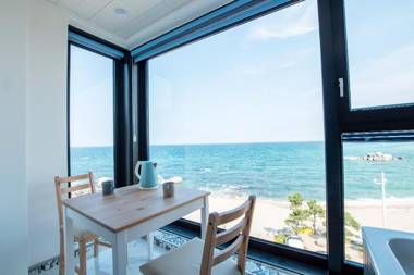 Gangneung Blanc Beach Pension