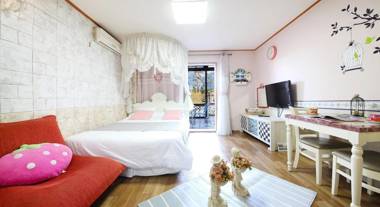 Gangneung Gyungpo Ooseong Pension