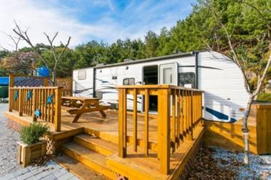 Gangneung Wow Park Caravan