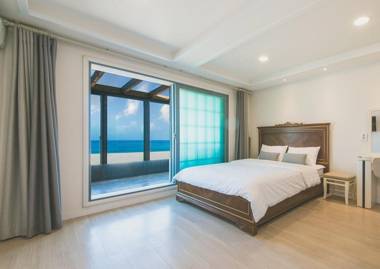 Gangneung East Pension