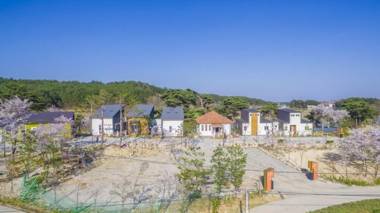 Gangneung Solbitarae Pension