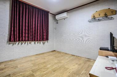 Gangneung Ewha Motel