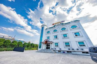 Gangneung Gyeongpodae Iris Stay