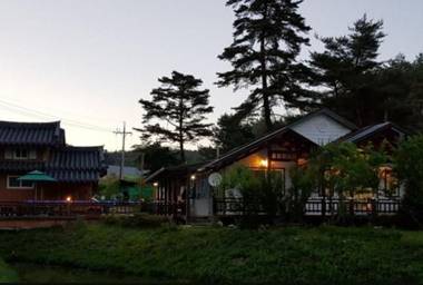 Gangneung Sinnaneun Pension