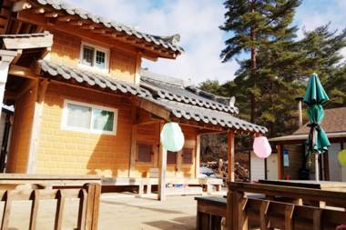 Gangneung Sinnaneun Pension