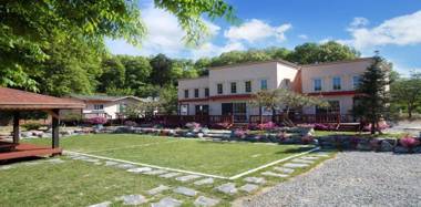 Yongin Donggubak Pension