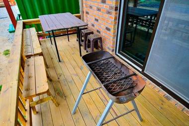 Yongin Unhak Pension