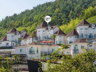 Geojaerowa pension 2dong