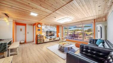 Tongyeong Haevichi Pension