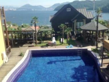 Gajodo Fullhouse Pension