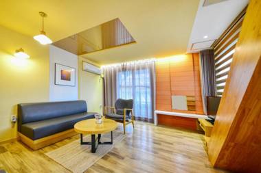 Tongyoung Mongdolhouse Pension