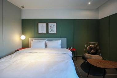 Brown Dot Geoje Okpo