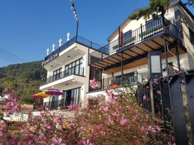 Geojedo Su Gallery Cafe Pension