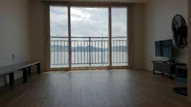 Geojedo Chilcheondo Sunrise Pension