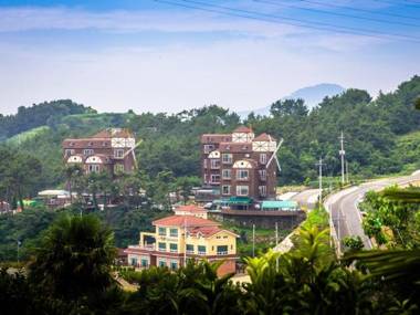 Poongchamaeul Tulip Pension