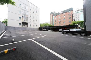 Gimhae Jangyu Hotel Londoner