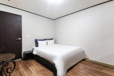 Gunsan B and B Hotel