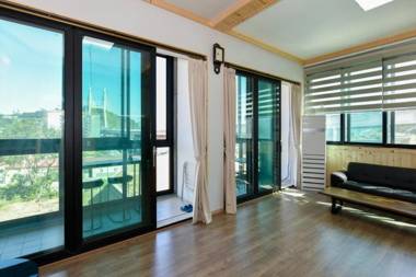 Yeosu Chunghong Pension