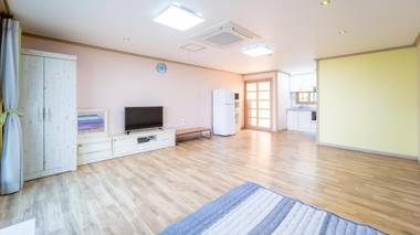 yeosu moranggee pension